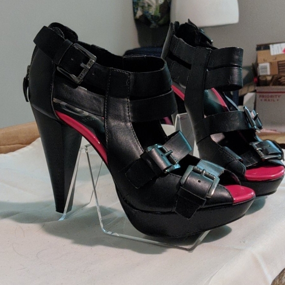 Guess heels / pumps - Picture 2 of 6